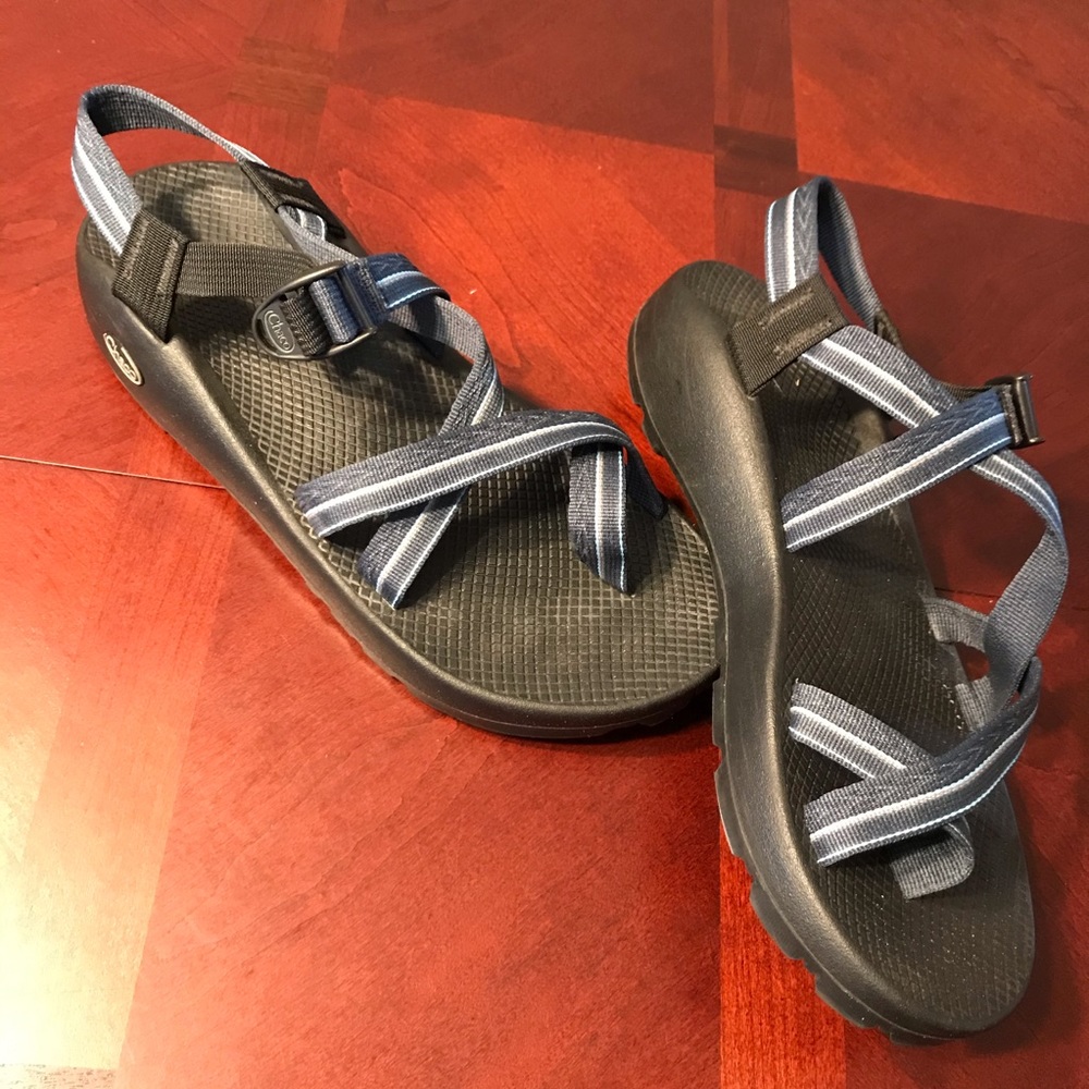 Men’s Z/2 Uniweep Chacos in Blue, Size 12.